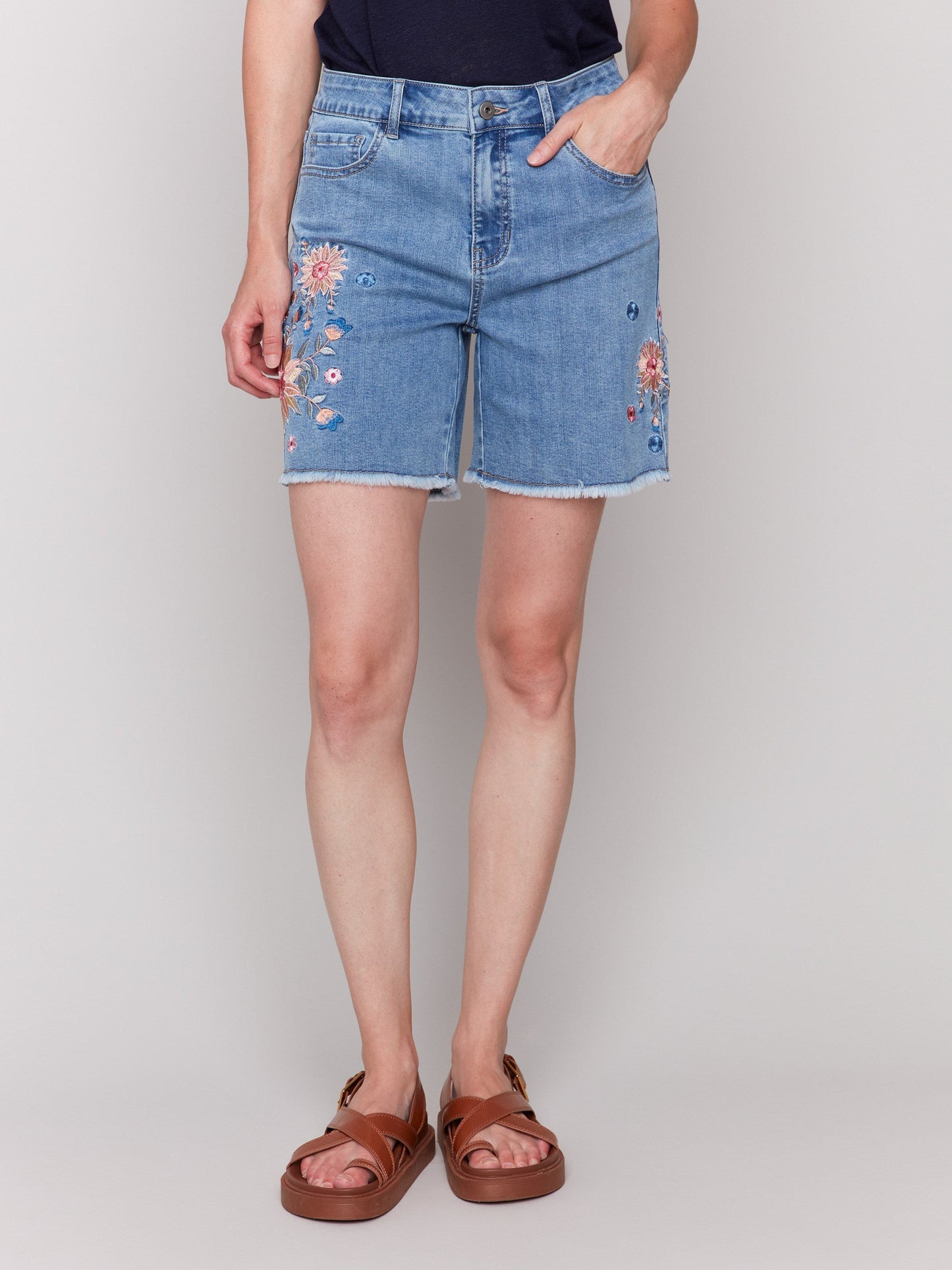 Embroidered Fringed Hem Denim Shorts - Light Blue