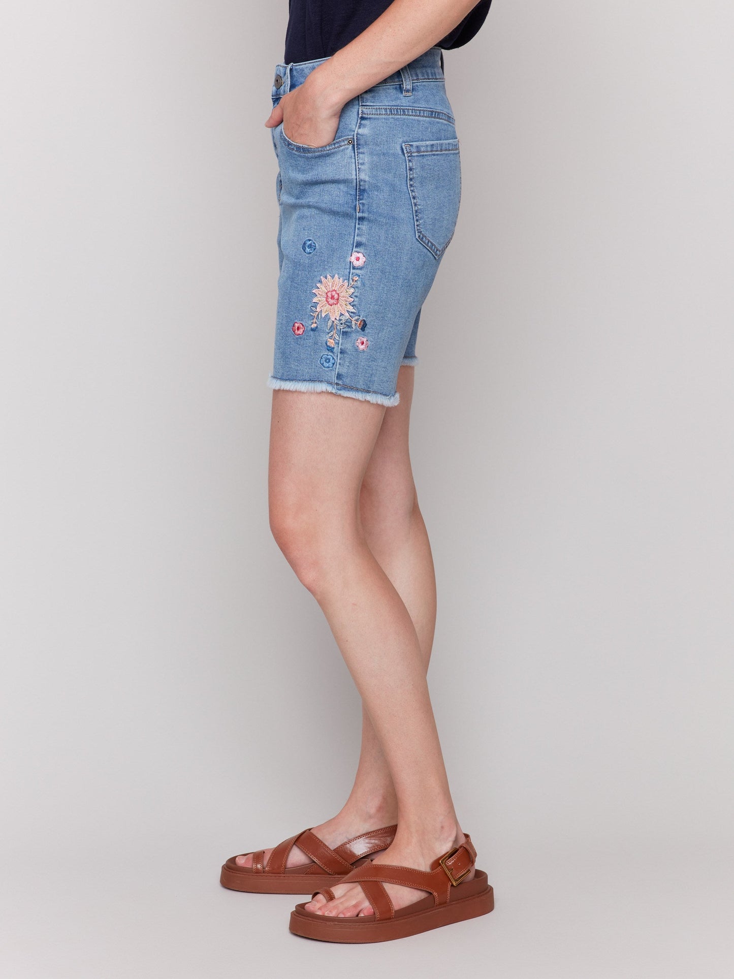 Embroidered Fringed Hem Denim Shorts - Light Blue